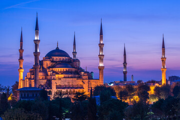 Night view of the blue Mosque in Istanbul