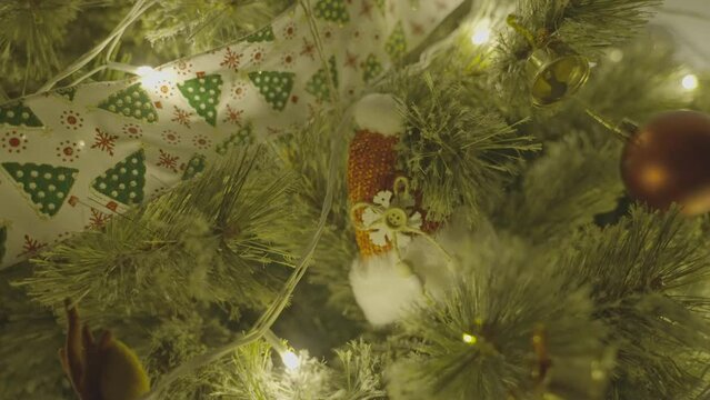 High quality low light no noise Slog3 footage from Sony A7Siii of Christmas tree, lights for colour grading practice and short projects_014