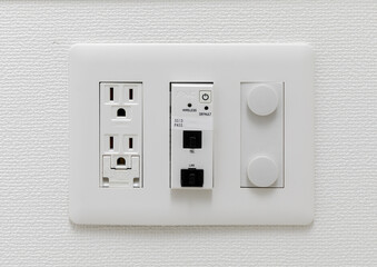 マルチメディアコンセント、Wi-Fi対応、住宅設備、