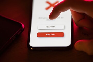 Clicking on red delete button on smartphone app