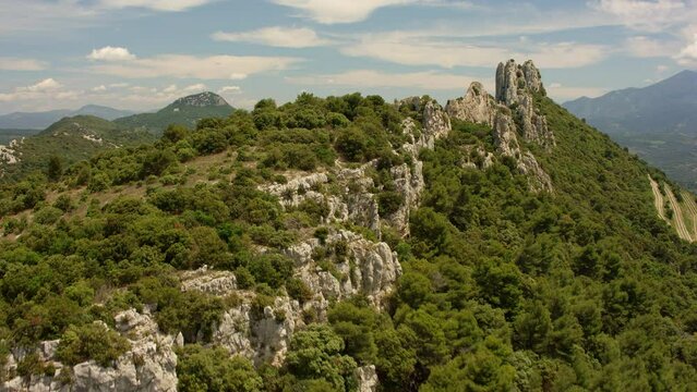 vue a&eacute;rienne des dentelles de montmirail