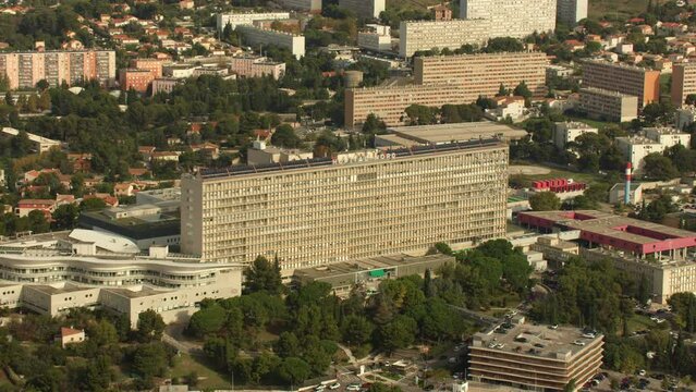 vue a&eacute;rienne de l'hopital nord &agrave; marseille