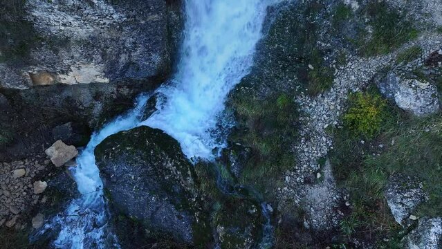 Yeguamea waterfall in the surroundings of the town of Fuenteodra. LAS LORAS GEOPARK. UNESCO. Fuenteodra. Municipality of Humada. Burgos province. Castile and Leon. Spain. Europe