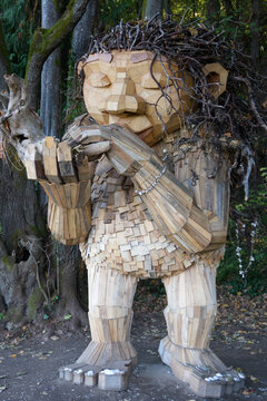 Seattle - October 26, 2023; Danish environmental artist Thomas Dambo artwork - Bruun Idun