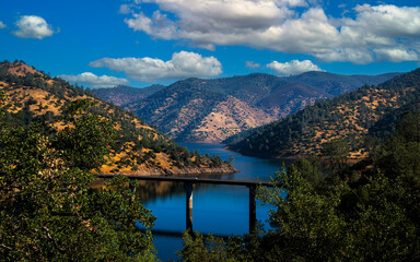 Lake Don Pedro and surrounding mountains with trees