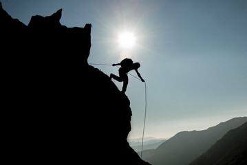 Adventurous climbers&Crazy and successful climbers