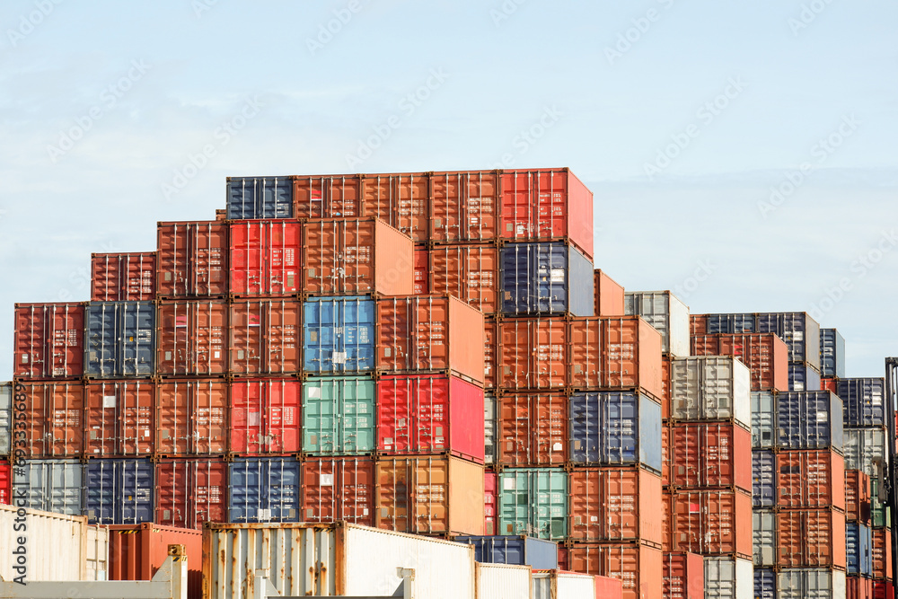 Wall mural Containers piled up at the port