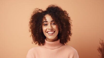 Cheerful young woman who is happy Look into the camera with a fun and charming smile.