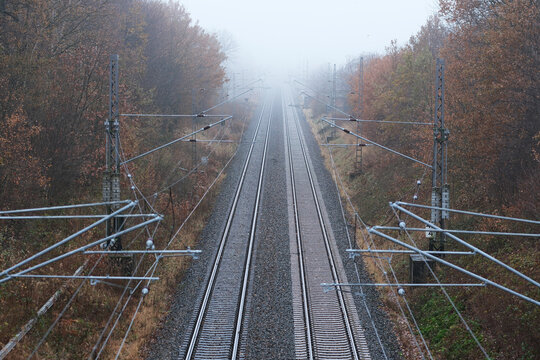 Elektrifizierte Bahnstrecke