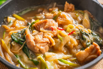 鶏と餅のトロトロ煮