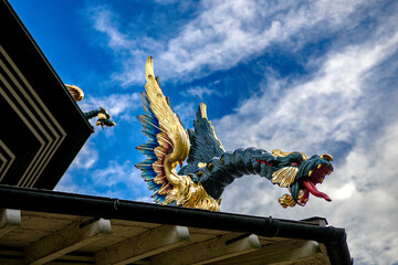 Colorful dragon statue on the roof