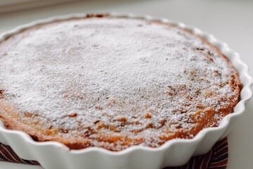 Apple pie with cinnamon shortcrust pastry