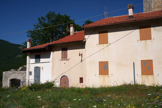 Gioia Vecchio, old village at Abruzzo National Park
