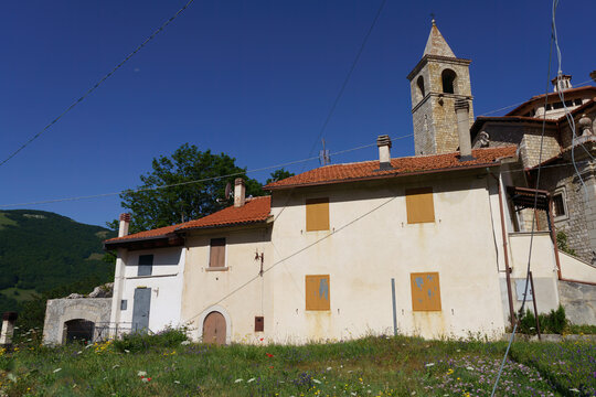 Gioia Vecchio, old village at Abruzzo National Park