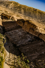Le canyon du Ghoufi est un site touristique situé dans les Aurès en Algérie. 