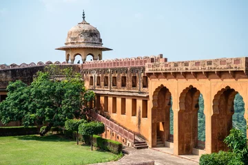 Fotobehang views of amber fort in jaipur, india © jon_chica