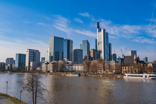 View from Sachsenhausen over the Main to the skyline of Frankfurt am Main/Germany
