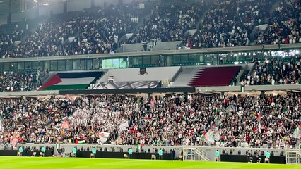 Friendly match between Qatar and Palestine in support for the Palestine cause shown by Qatar - obrazy, fototapety, plakaty
