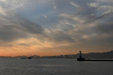 水辺の夕景