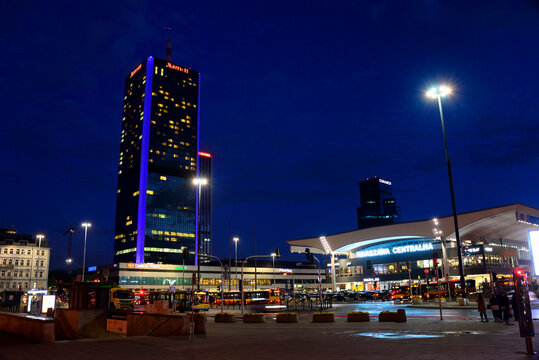 Warsaw, Poland, Europe - Entrance to Central Railway Station (Warszawa Centralna) with view for 5 star Marriot hotel, in far background Central Tower with Comarch neon, Jerusalem Avenue