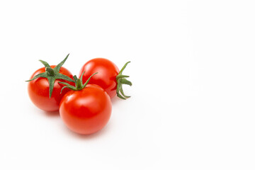 白背景にミニトマト