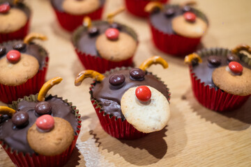 Holiday food ideas. Fun Rudolf style Christmas muffins for kids.