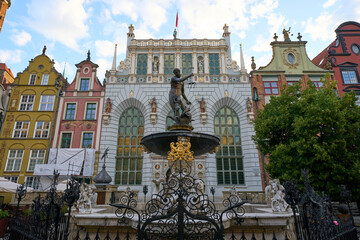 Obraz premium fountain in the center in gdansk , poland