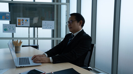 asian business people working at office