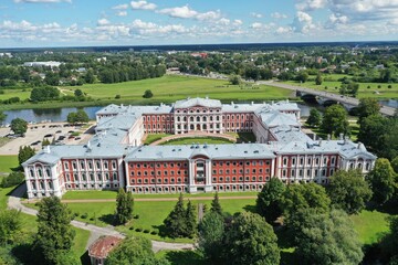 Baroque beauty of Jelgava Palace!