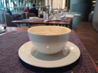 Une tasse de café dans un hôtel 