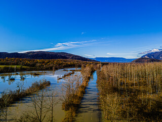 Vue aérienne des inondations de la plaine de Chautagne, Savoie, France le 15 décembre 2023
