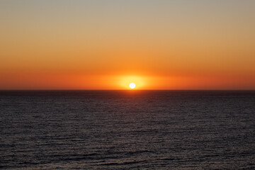 lindo pôr-do-sol no oceano pacífico Viña del Mar Valparaíso Chile