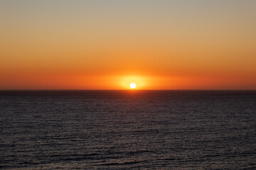 lindo pôr-do-sol no oceano pacífico Viña del Mar Valparaíso Chile