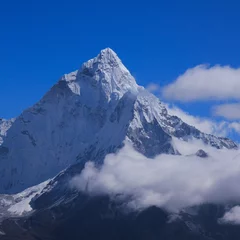 Photo sur Plexiglas Ama Dablam Ama Dablam seen from below Cho La pass, Nepal.