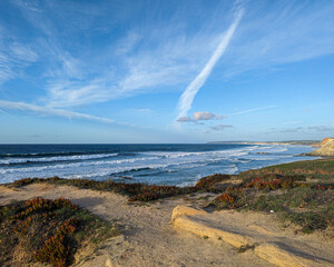 Ocean, or just a surfer vibe