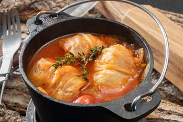 ロールキャベツ　stuffed cabbage rolls