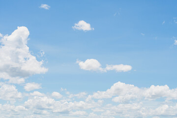 Obraz premium sky white fluffy clouds nature