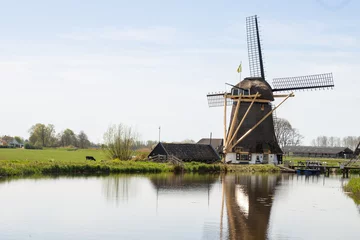 Fototapeten Former polder mill - 't Hoog- en Groenland, near the rural village of Baambrugge. © Jan van der Wolf