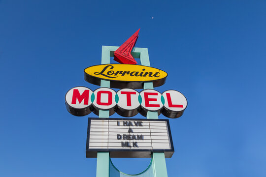 Lorraine Motel Sign in Memphis, Tennessee, MLK, Martin Luther King, I HAVE A DREAM, sign, billboard, Site of National Civil Rights Museum