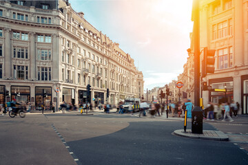 Busy Street View at London City, U.K. - obrazy, fototapety, plakaty