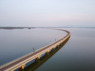 Fototapeta premium bridge over the lake