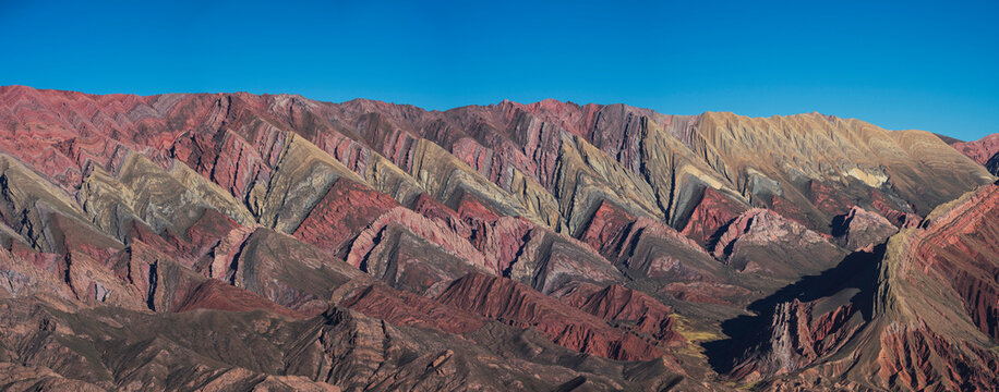 Natural pattern of mountain on sunny day