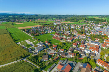 Die Gemeinde Feldkirchen in Oberbayern im Luftbild