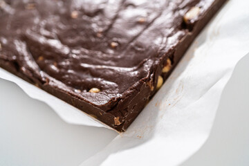 Chocolate macadamia fudge