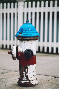 Vintage fire hydrant in Manhattan streetscape