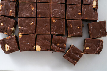 Chocolate macadamia fudge