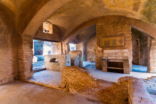 Thermopolium (Roman bar for hot food and drink), Ostia Antica archaeological site, Ostia, Rome province, Latium 