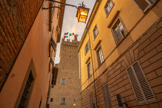 View of Palazzo dei Priori from narrow street, Arezzo, Province of Arezzo, Tuscany