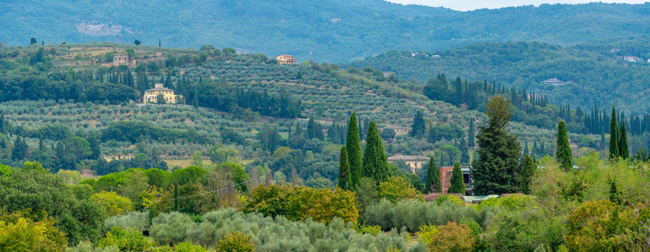View of Tuscan landscape from Passeggio del Prato, Arezzo, Province of Arezzo, Tuscany