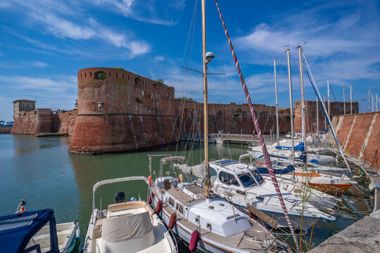 View of Vecchia Fortress and boats in harbour, Livorno, Province of Livorno, Tuscany
